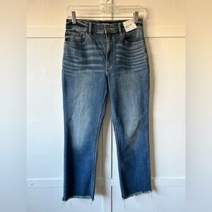 5 for $25 ⭐️ Express Cropped straight Leg Jeans NWT